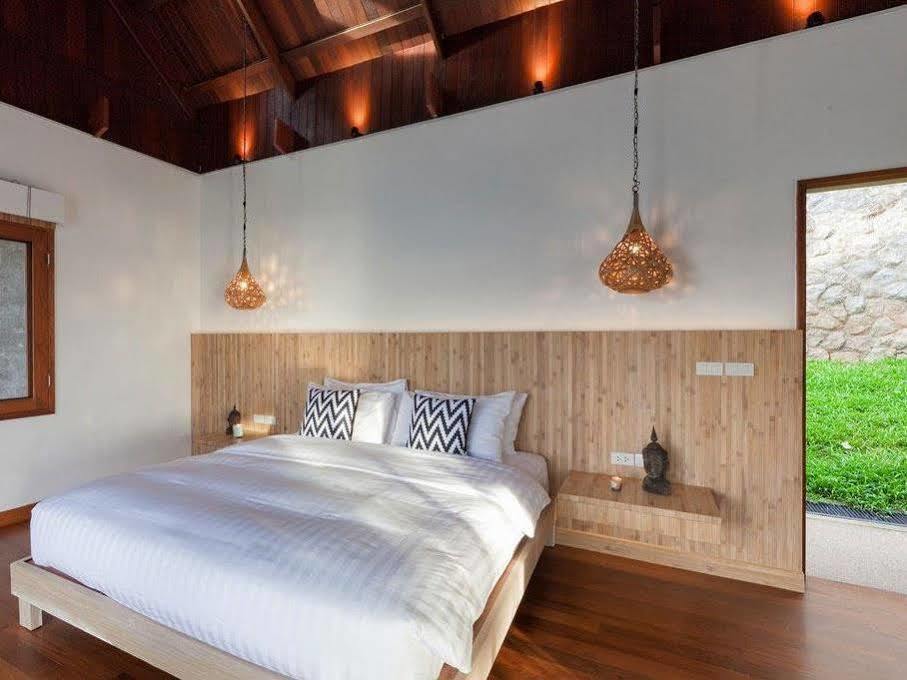 Villa Nevaeh Kamala Beach Buitenkant foto