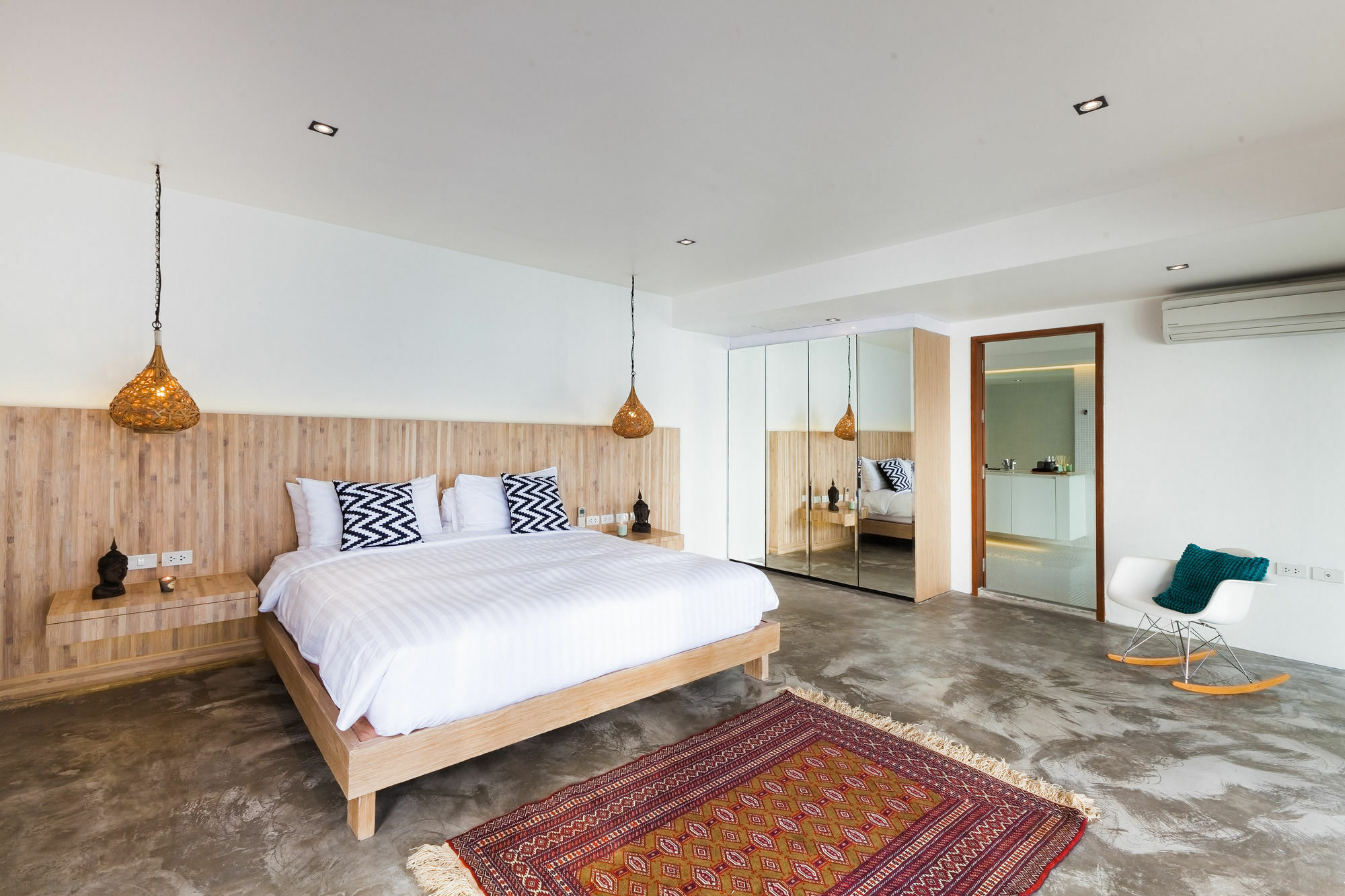 Villa Nevaeh Kamala Beach Buitenkant foto