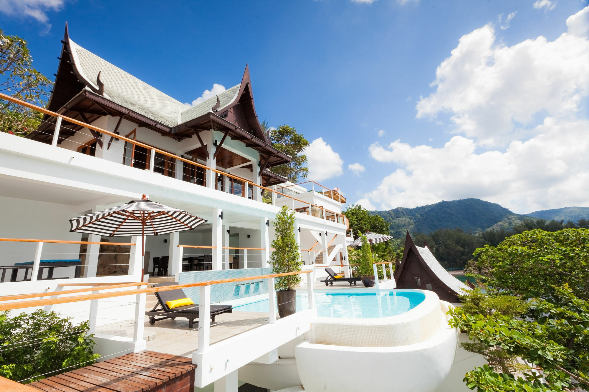 Villa Nevaeh Kamala Beach Buitenkant foto