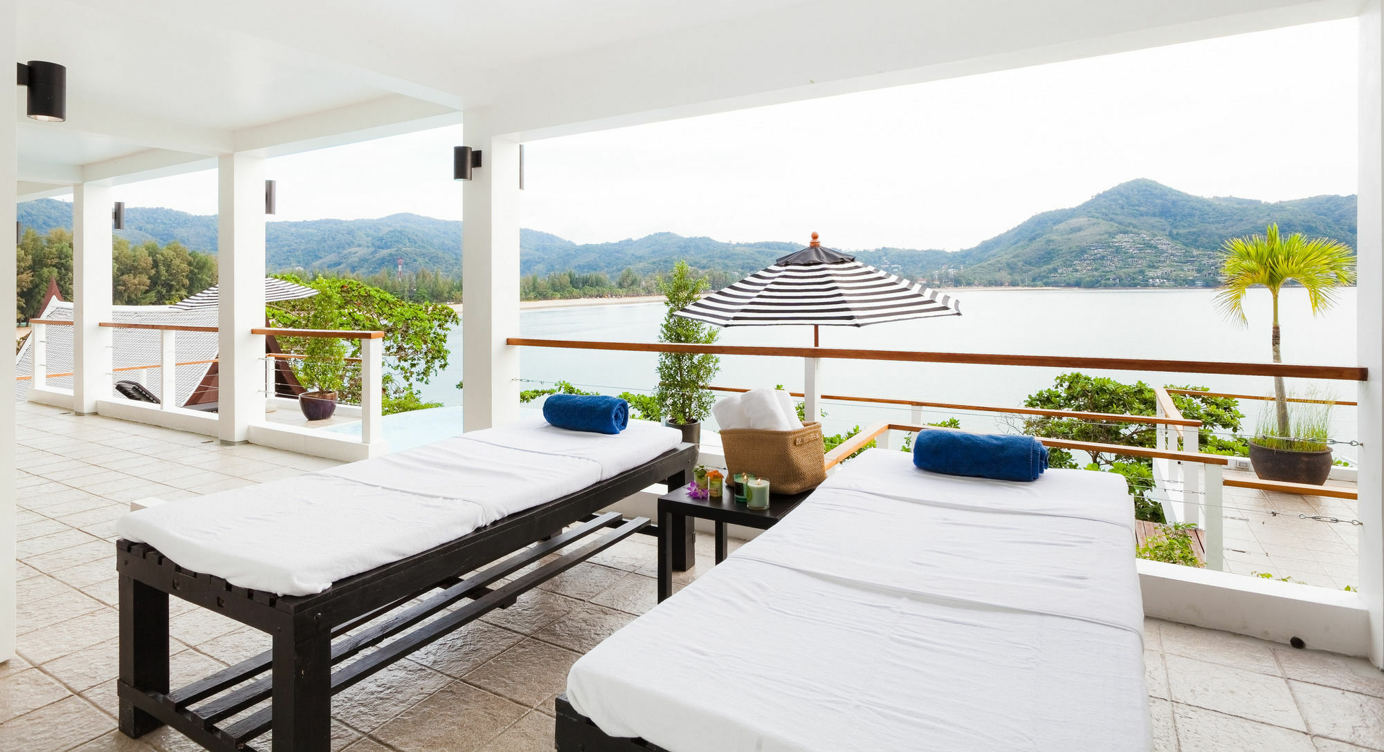 Villa Nevaeh Kamala Beach Buitenkant foto