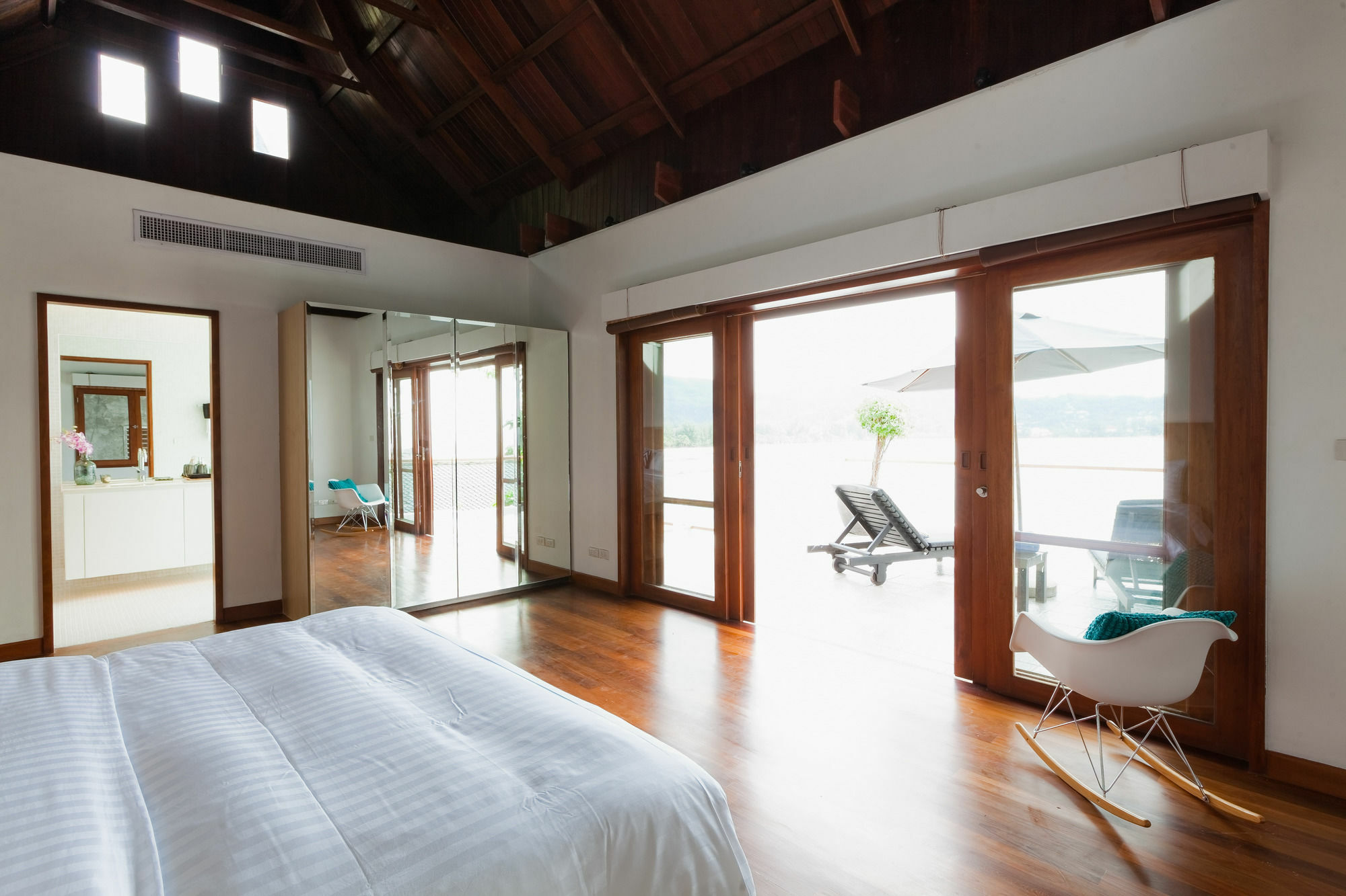 Villa Nevaeh Kamala Beach Buitenkant foto