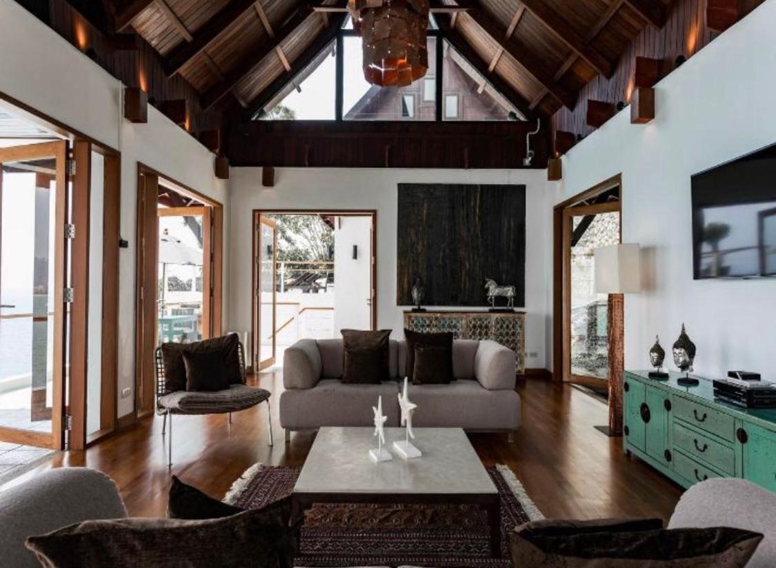 Villa Nevaeh Kamala Beach Buitenkant foto